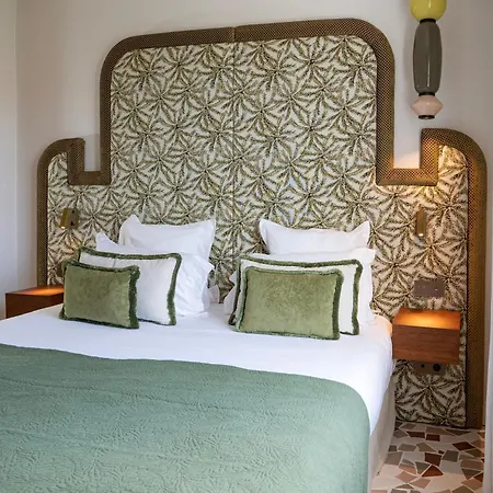 Готель Lou Cagnard