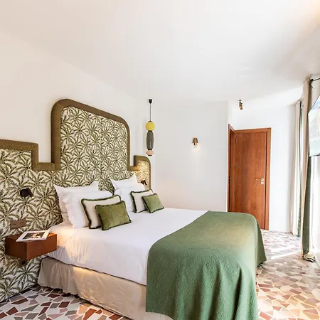 Hotel Lou Cagnard 4*