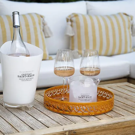 Lou Cagnard ホテル