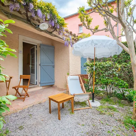 Lou Cagnard ホテル サントロペ