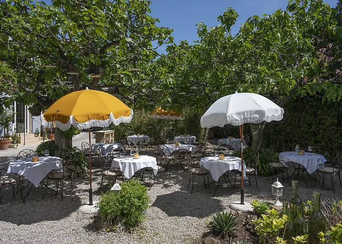 Lou Cagnard Hotel 4*