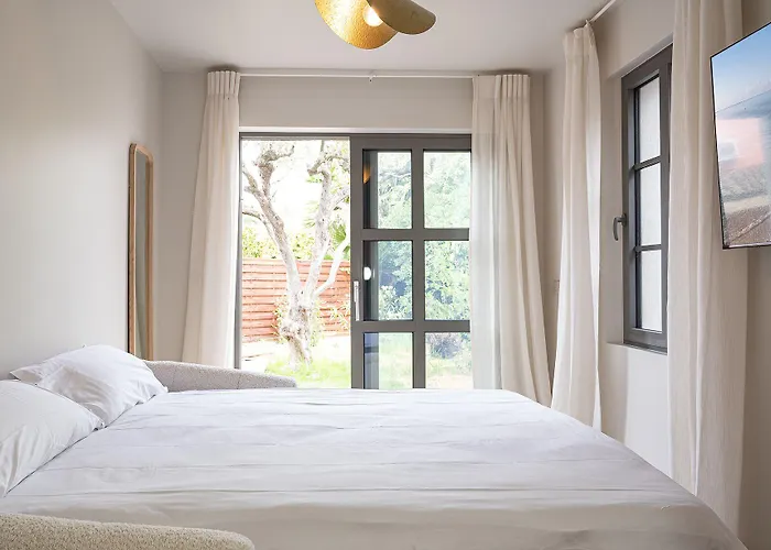 Hotel Lou Cagnard 4*